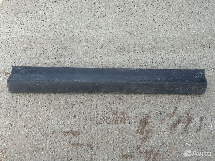 Накладка передней правой двери Rav 4 CA40 Рав 4