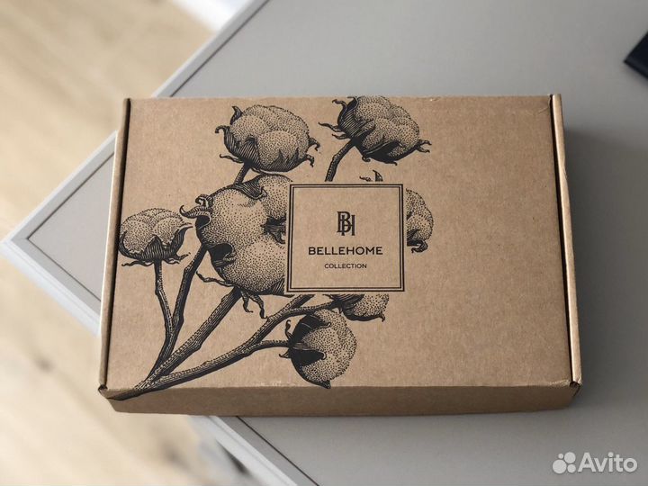 Новый набор льняных салфеток с вышивкой bellehome