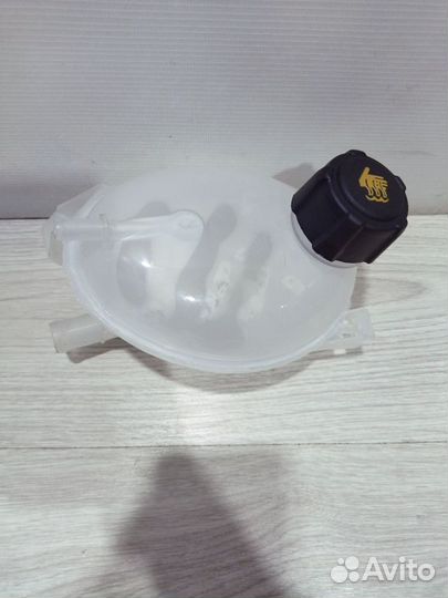 Бачок расширительный антифриза Nissan terrano D10