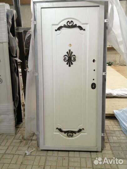 Дверь входная