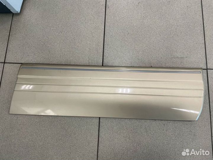 Молдинг двери передней правой Land Cruiser 100