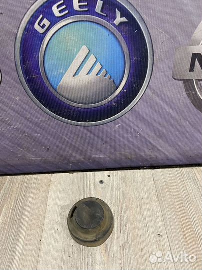 Крышка заглушка фары Geely emgrand EC7