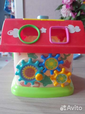 Игрушка развивающая Домик сортер