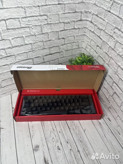 Клавиатура проводная HyperX Alloy Origins 65