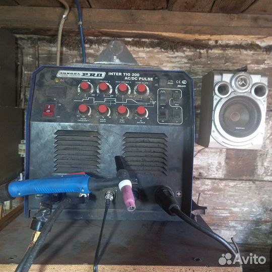 Aurora pro inter tig 200 ac dc pulse