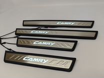 Camry 50/55 накладки порогов с подсветкой