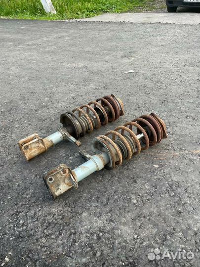 Передние стойки ваз 2110-2112