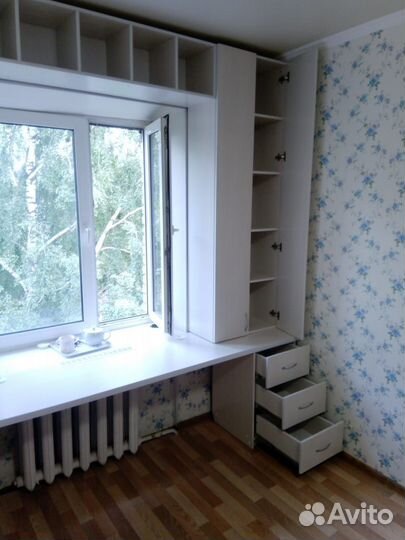 Рабочая зона у окна