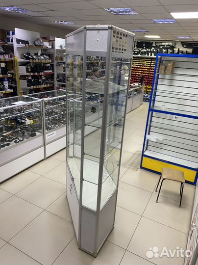 Витрина стелаж