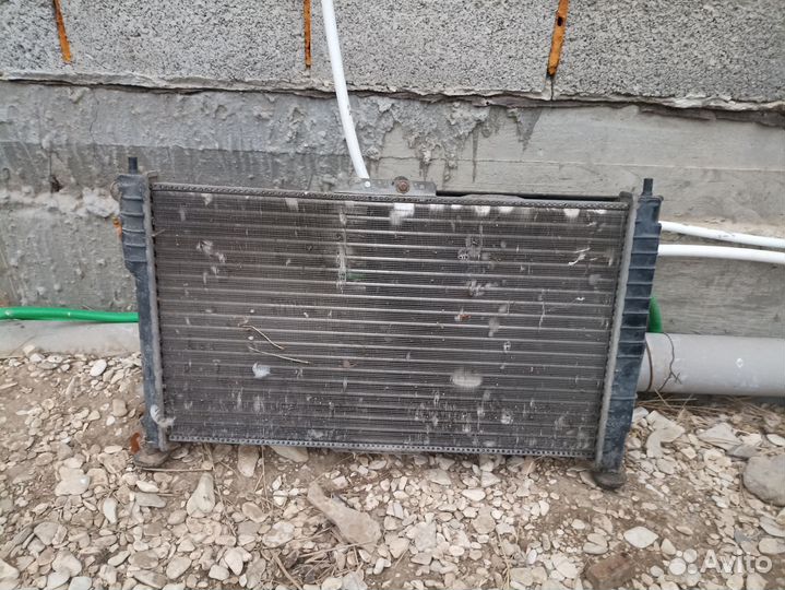 Родиотар охлаждени на ланас шивроле 1.5