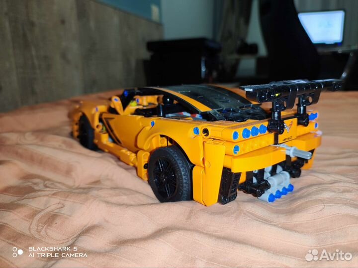 Конструктор lego Technic Chevrolet Corvette ZR1