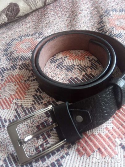 Мужской кожаный ремень