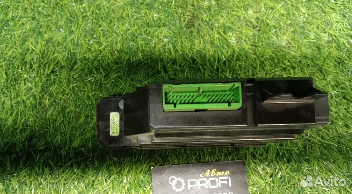 В наличии:Блок управлен стеклоподъемника Volvo S80