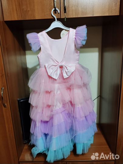 Вечернее платье