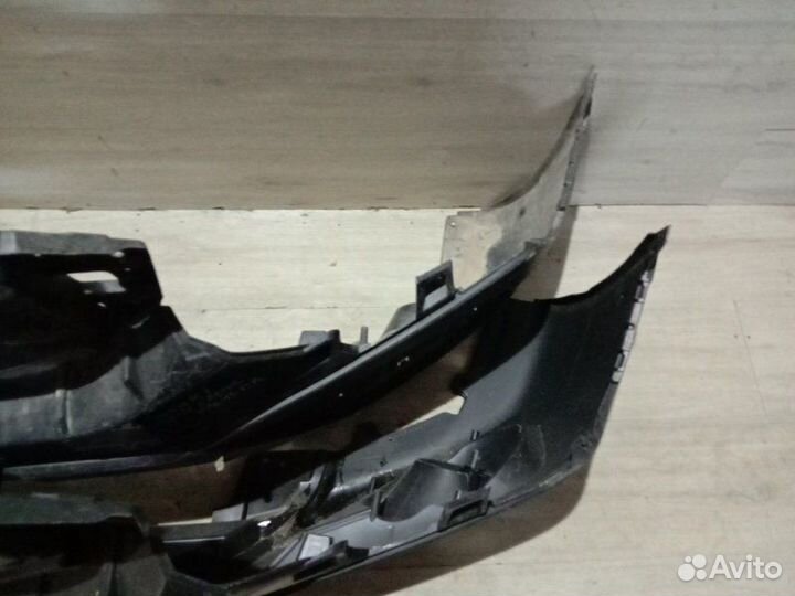 Бампер передний Suzuki