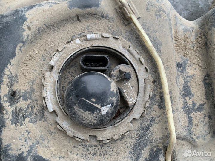 Насос топливный Volkswagen Touareg NF 3.6 2013