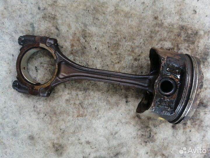 Поршень Toyota Corolla120 NZE121 1NZ