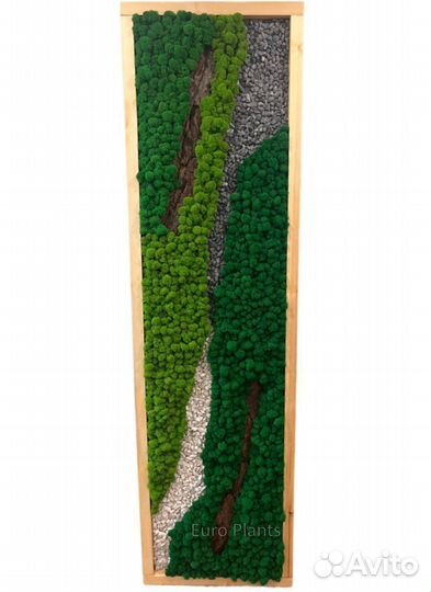 Панно со мхом и камнями