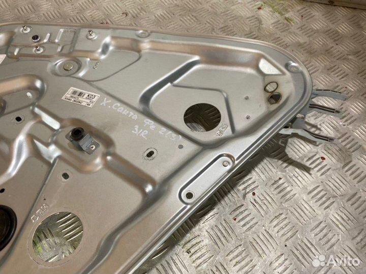 Стеклоподъемник задний правый Hyundai Santa Fe CM