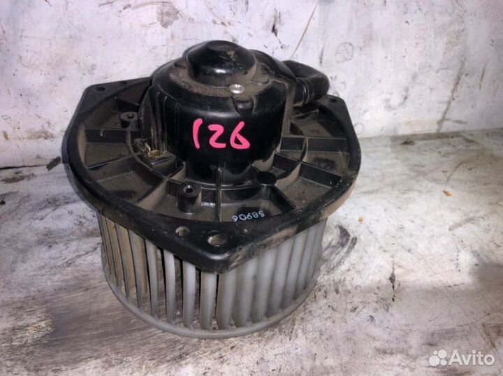 Моторчик печки Mitsubishi Lancer 9 седан 1.6 2003