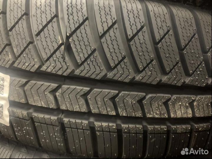 Sailun Atrezzo 4 Seasons 195/65 R15 91H