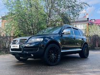 Volkswagen Touareg 2.5 AT, 2006, 299 150 км, с пробегом, цена 1 400 000 руб.