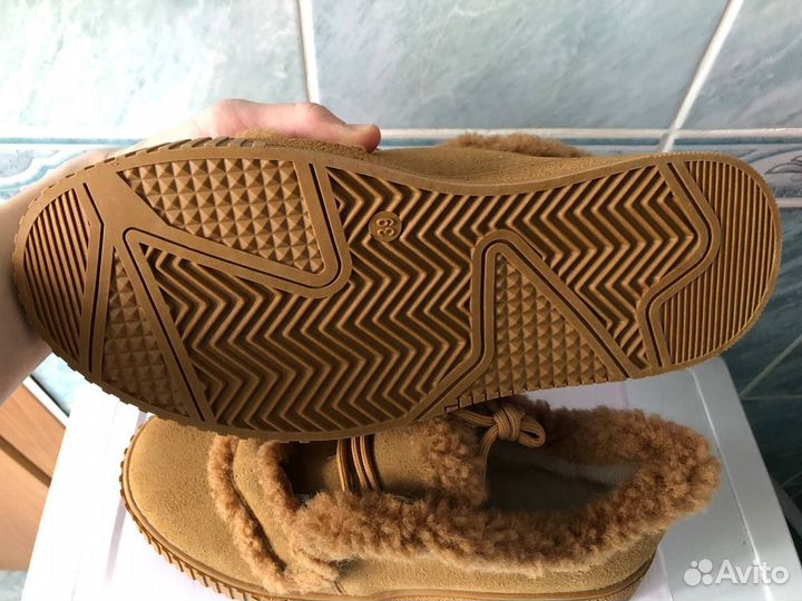 Полуботинки зимние на меху новые