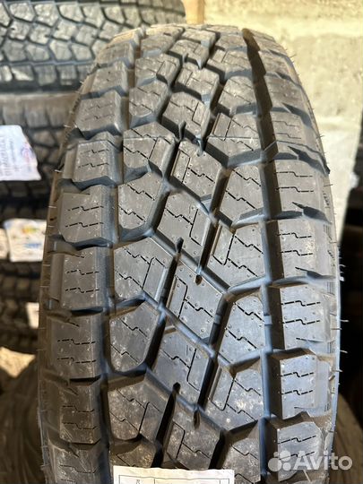 Massimo Roccia AT 215/75 R15