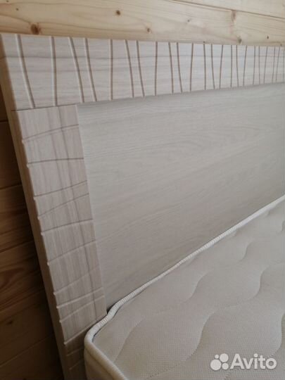 Кровать 2-х спальная с подьемным механизмом