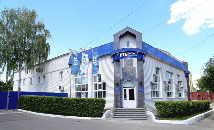 Здание, 1373.8 м²