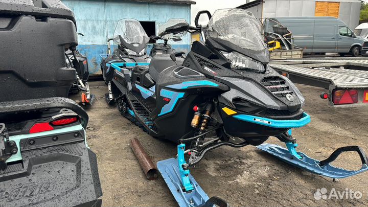 BRP lynx Commander RE 900 ACE Turbo R