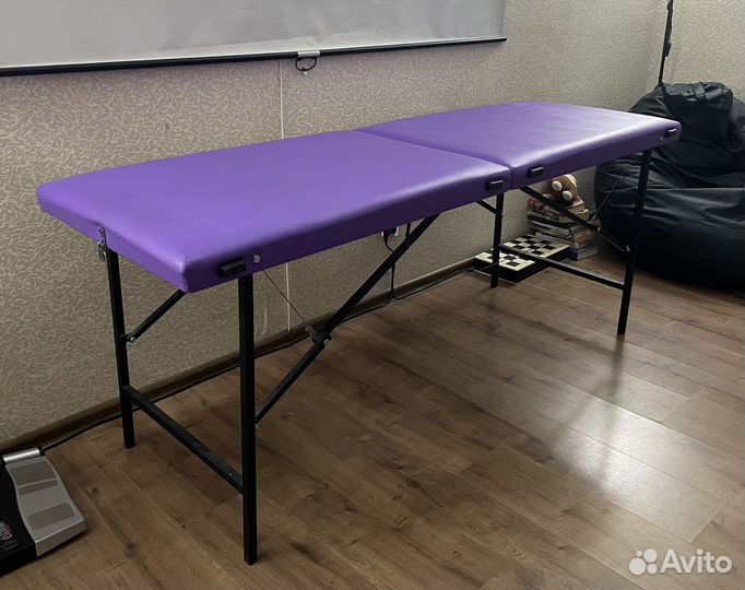 Косметологическая массажная кушетка складная