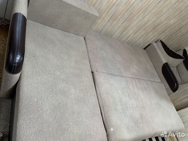 Диван угловой б/у