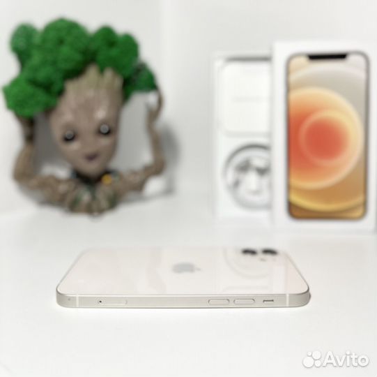 iPhone 12, 64 ГБ