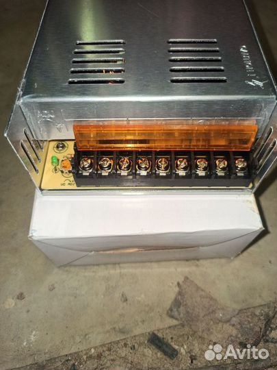 Блок питания для светодиодной ленты