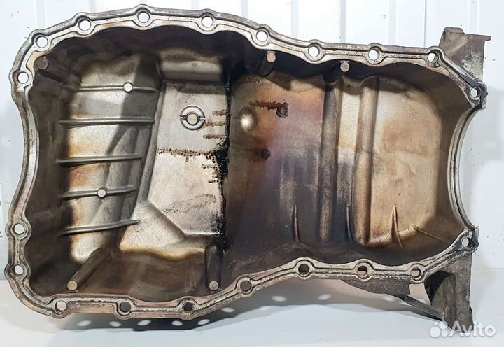 Поддон двигателя Renault Clio K7MF7