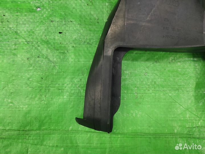 Воздуховод радиатора левый Audi Q5 2008-2017