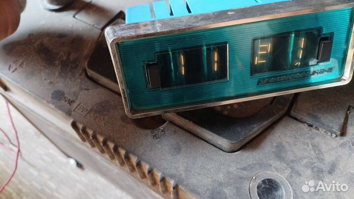 Часы 12 вольт