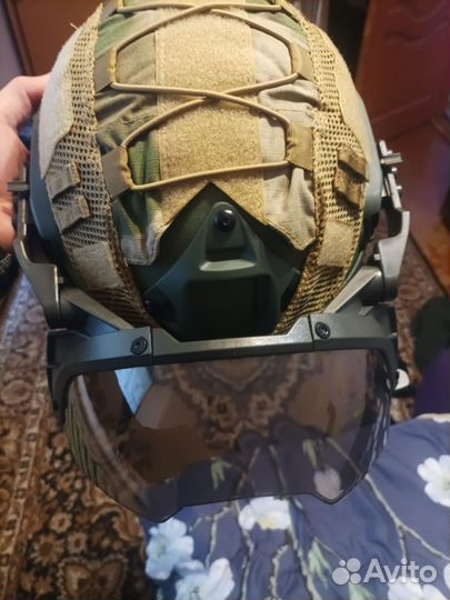 Шлем-каска свмпэ тактическая без ушей с визором