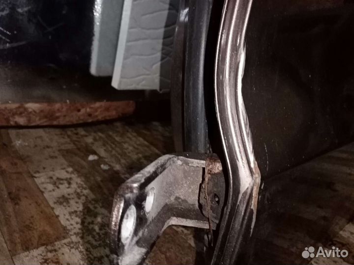 Дверь задняя левая Hyundai Santa Fe 2011г CM