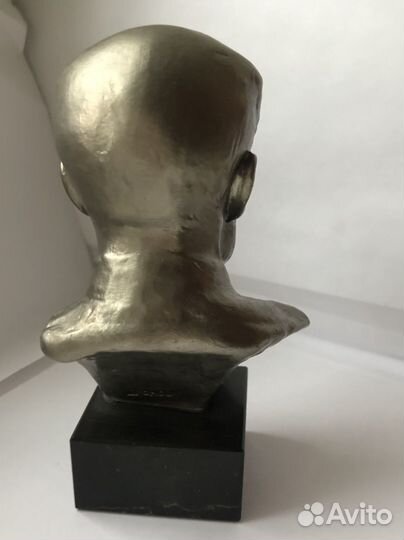 Бюст Чайковского Дронов