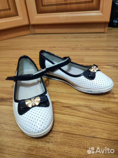 Детская одежда и обувь для девочек