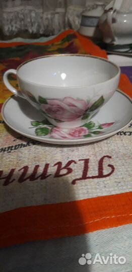 Фарфоровая чайная пара