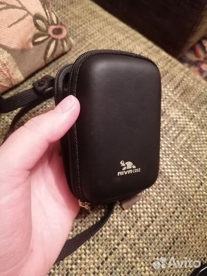 Чехол для небольшого фотоаппарата riva case