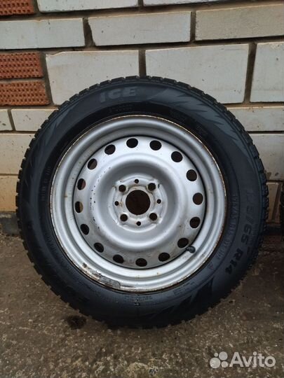 Pirelli Formula Ice 175/65 R14 82T