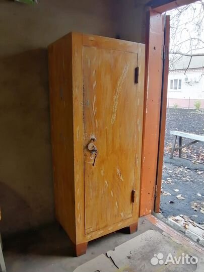 Шкаф металлический Б/У