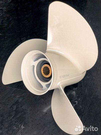 Винт Yamaha 60 80 100 140