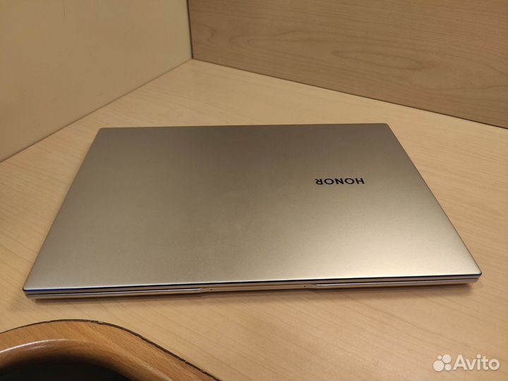 Honor magicbook 14