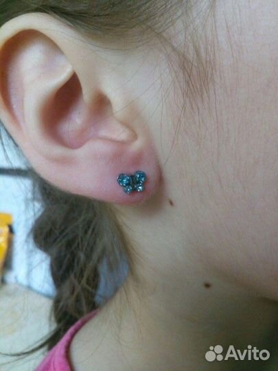 Пирсинг. Прокол ушей Системой 75