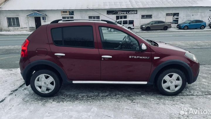 Renault Sandero Stepway 1.6 МТ, 2012, 127 670 км